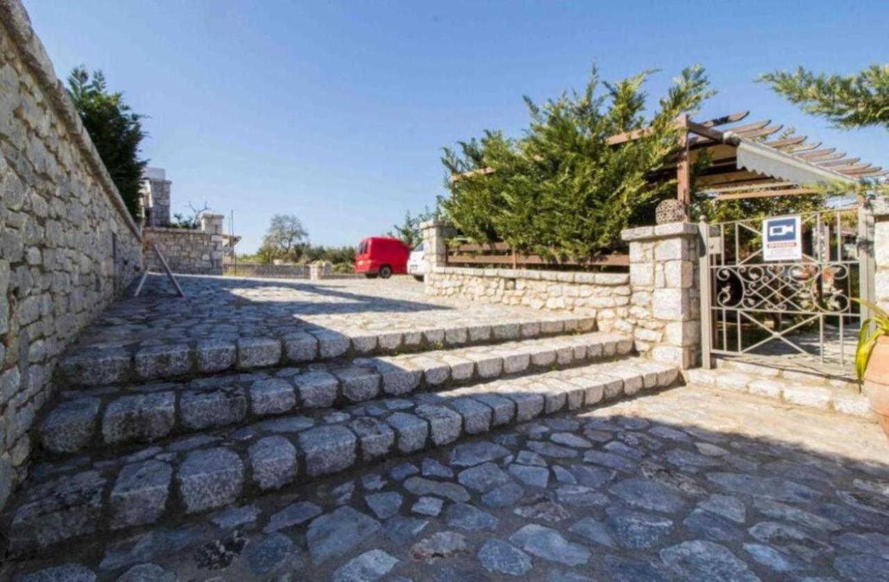 Malvazios Villas #2 Gythio Ngoại thất bức ảnh