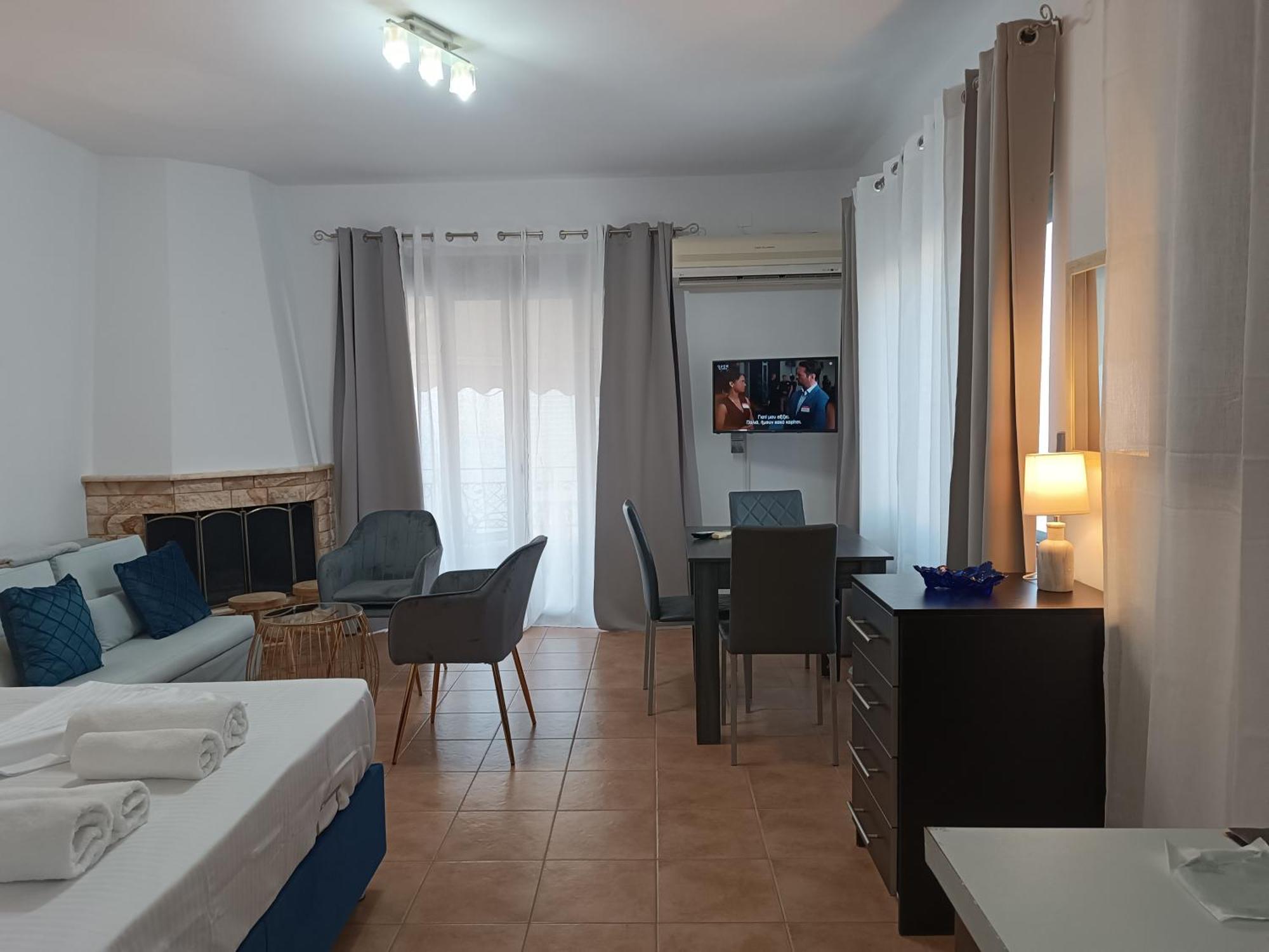 Malvazios Villas #2 Gythio Ngoại thất bức ảnh